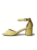 ruth-yellow