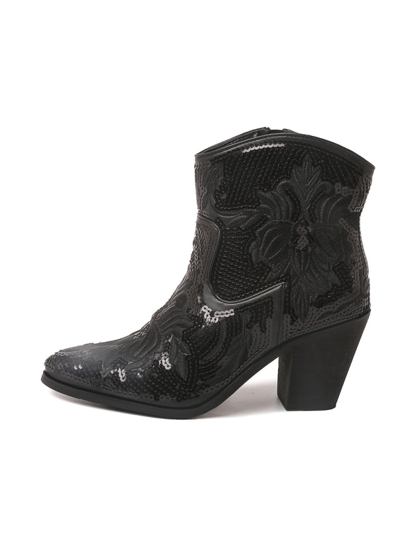 Cassidy | Black, boots by J.Adams, second view