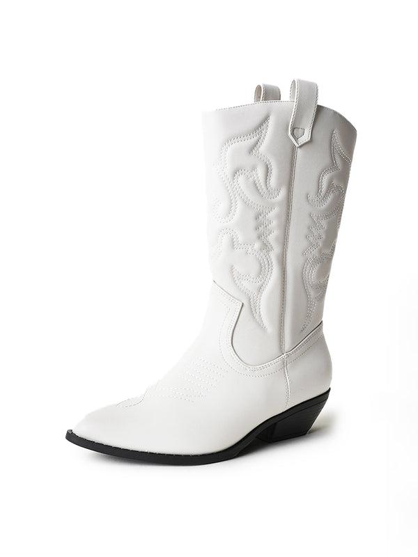Lasso in White, boots by J.Adams