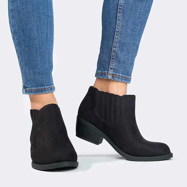 Shop Arlo by J.Adams