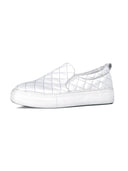 Alpha | White Quilt