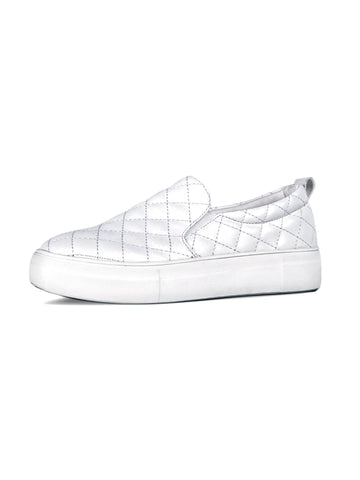 Alpha | White Quilt