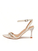 layla-white