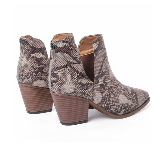 Shop Eira by J.Adams