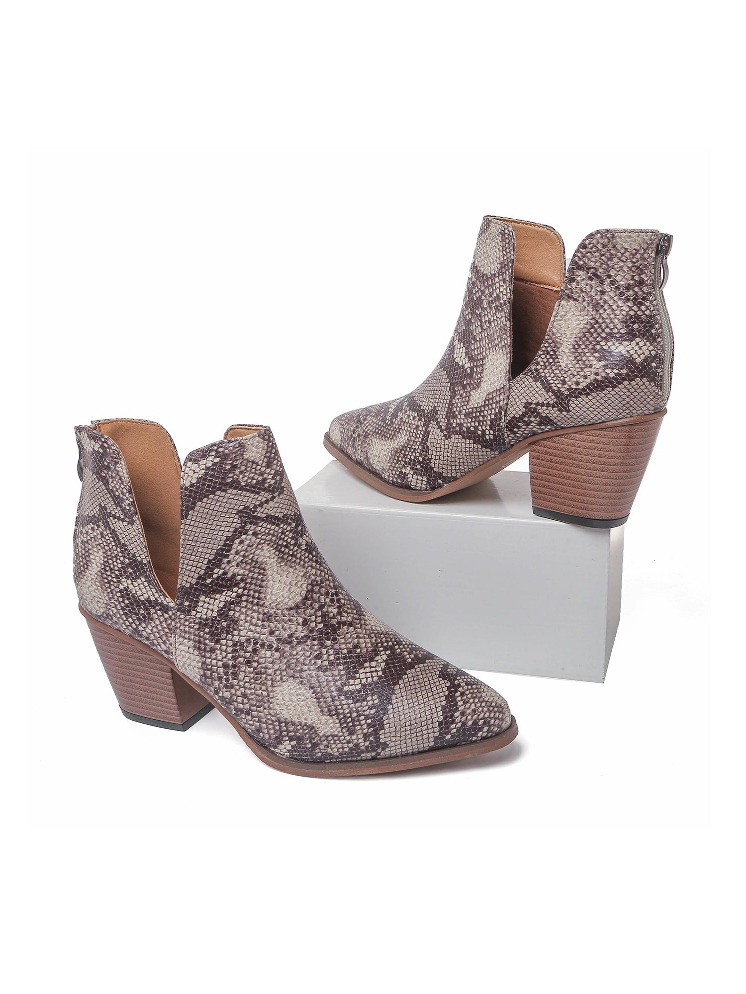 Shop Eira by J.Adams