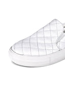 Alpha | White Quilt