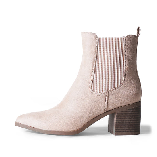 Shop Andi by J.Adams