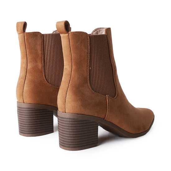 Shop Andi by J.Adams