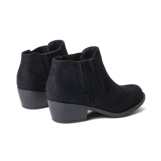 Shop Arlo by J.Adams