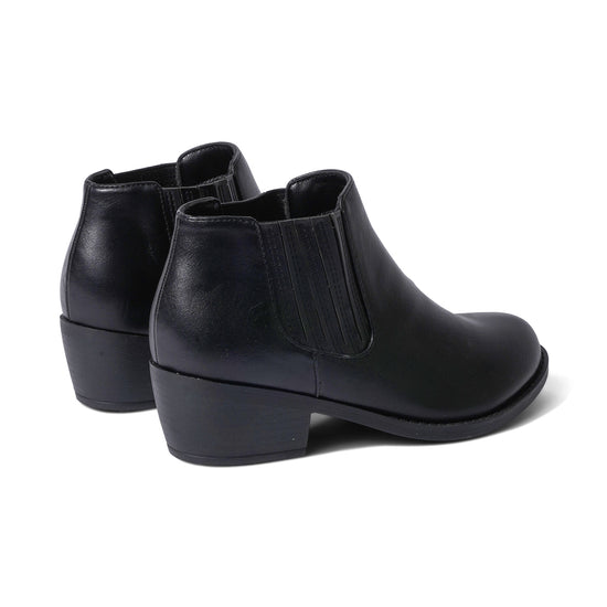 Shop Arlo by J.Adams
