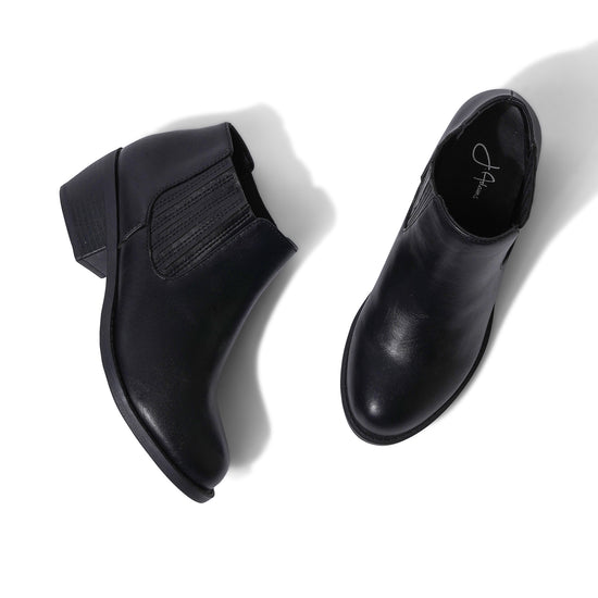 Shop Arlo by J.Adams
