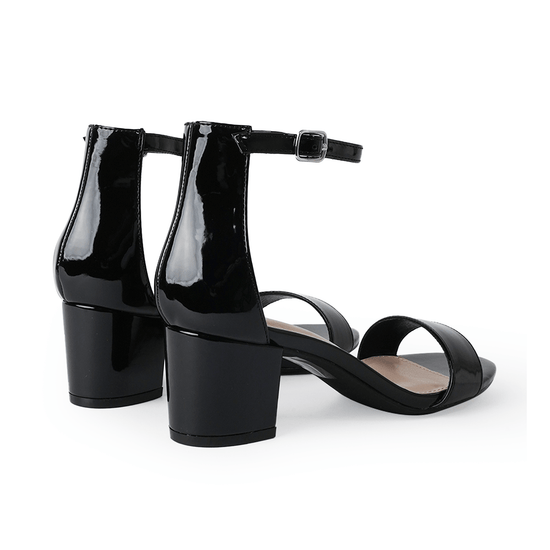 Shop Daisy by J.Adams