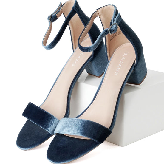 Shop Daisy by J.Adams