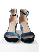 Shop Daisy by J.Adams