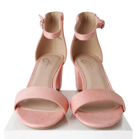 Shop Daisy by J.Adams