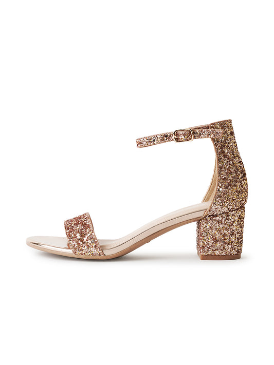Shop Daisy by J.Adams