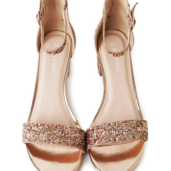 Shop Daisy by J.Adams