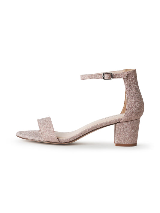 Shop Daisy by J.Adams