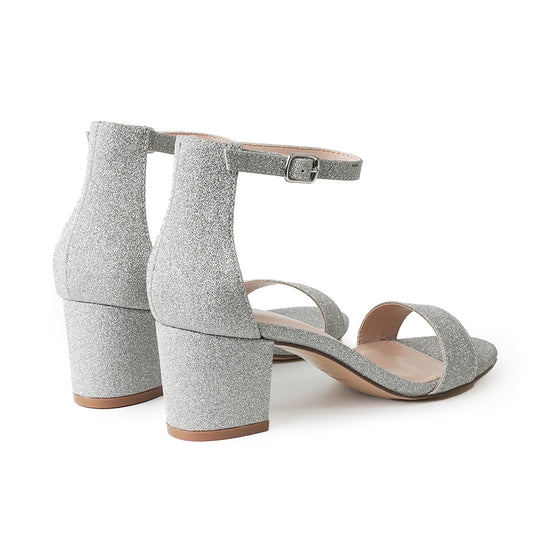 Shop Daisy by J.Adams