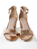 Shop Daisy by J.Adams