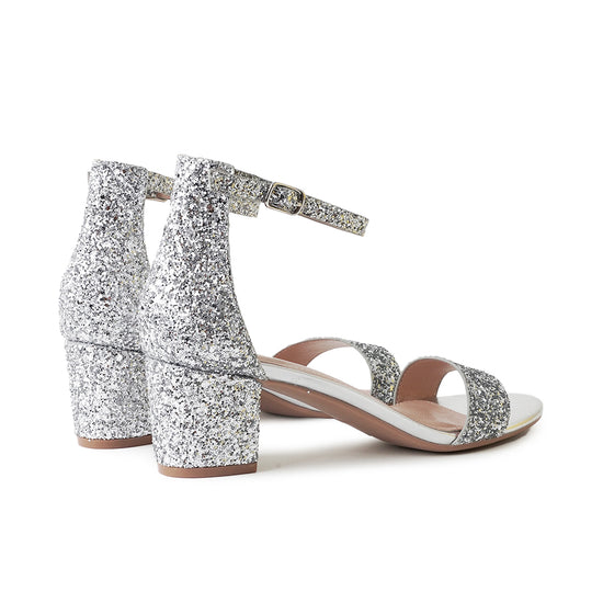 Shop Daisy by J.Adams
