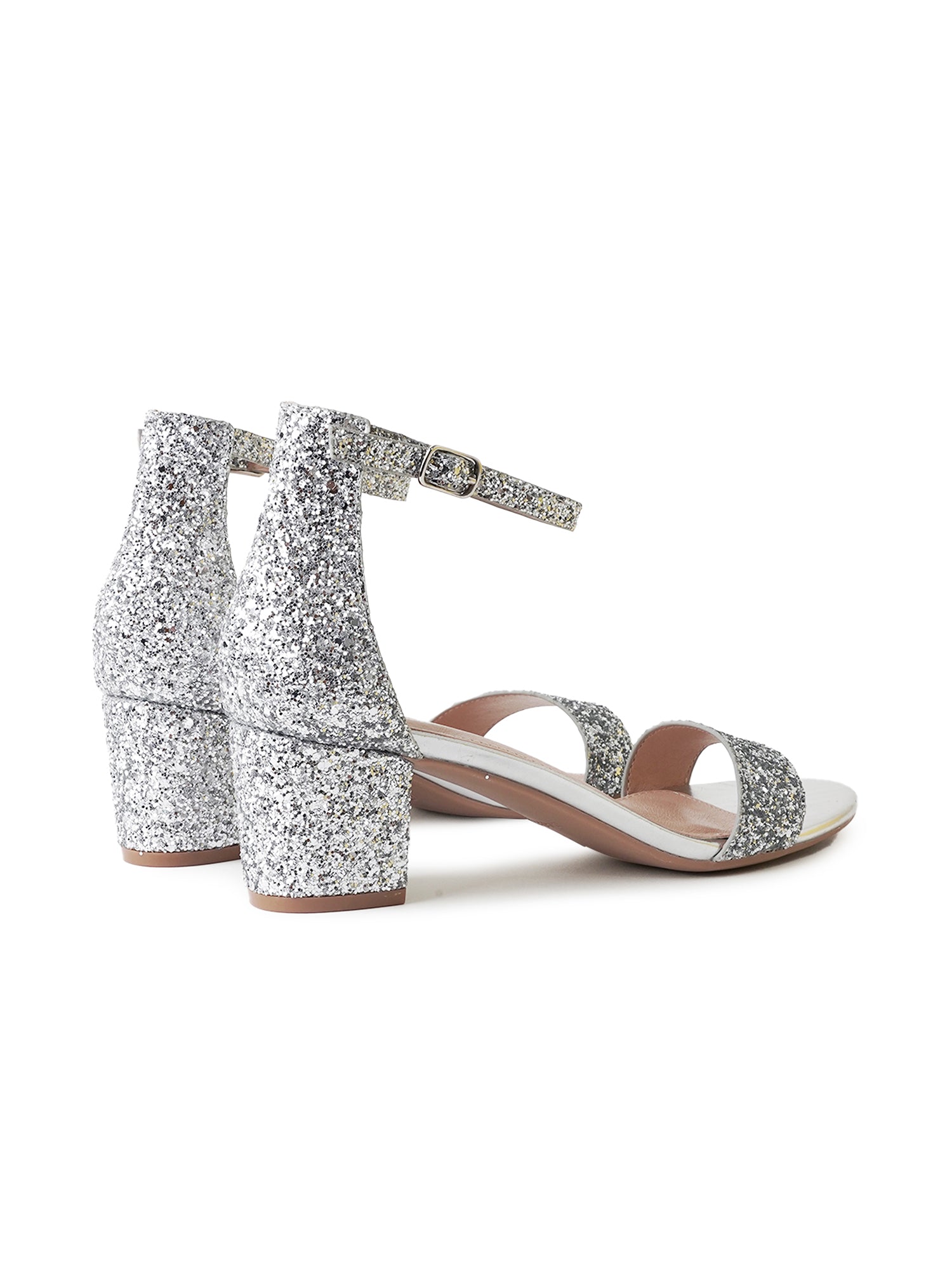 Shop Daisy by J.Adams