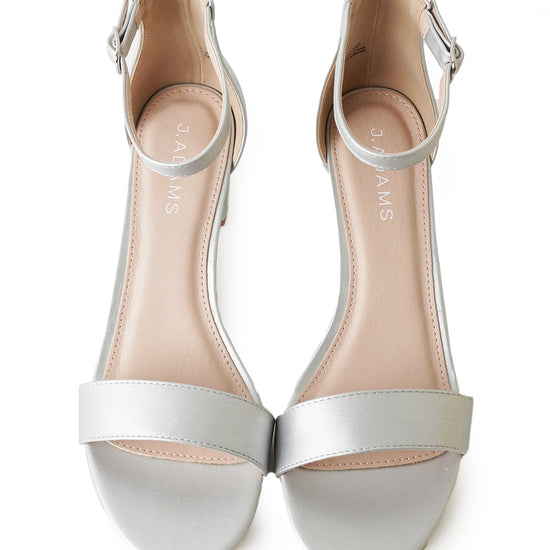 Shop Daisy by J.Adams