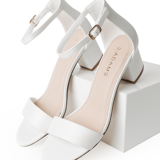 Shop Daisy by J.Adams