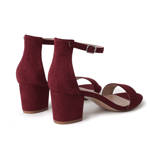 Shop Daisy by J.Adams