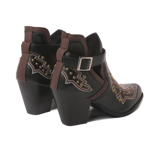 Shop Darla by J.Adams