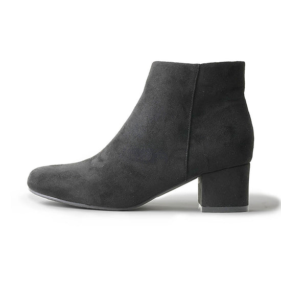 Shop Jody by J.Adams