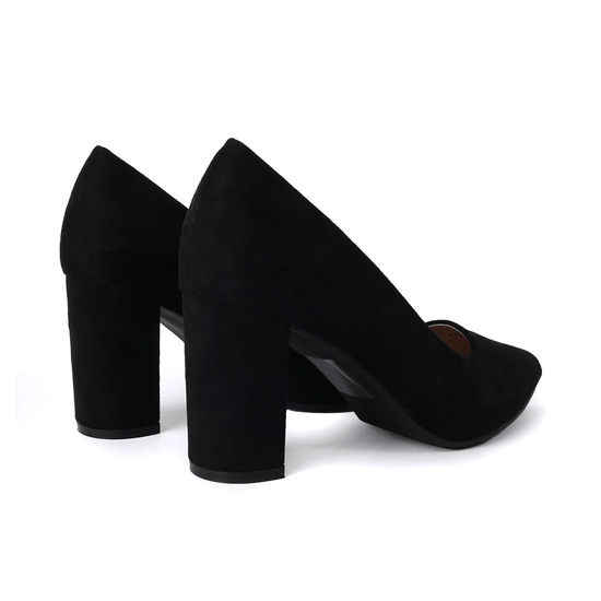 Shop Jolie by J.Adams