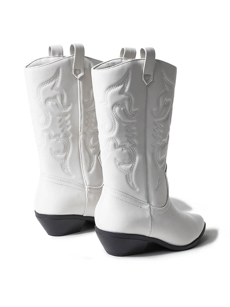 Lasso in White Boots, view 5