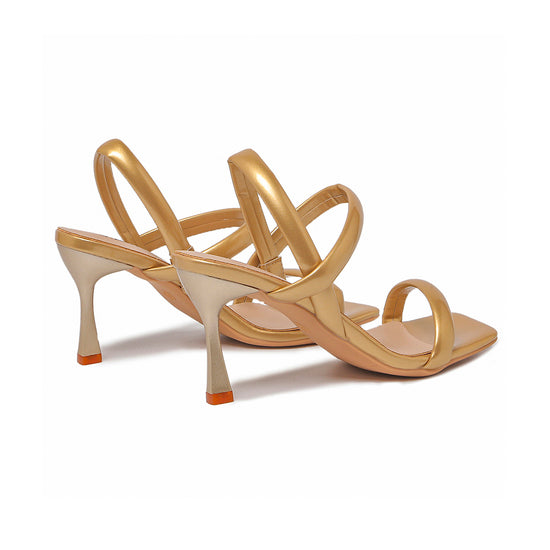 Shop Naiomi by J.Adams