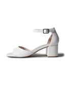 Ruth | White
