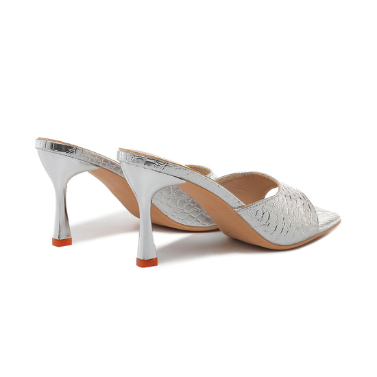 Shop Sophia by J.Adams