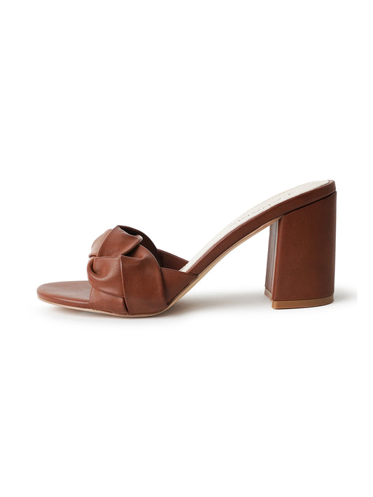 Tori | Chestnut