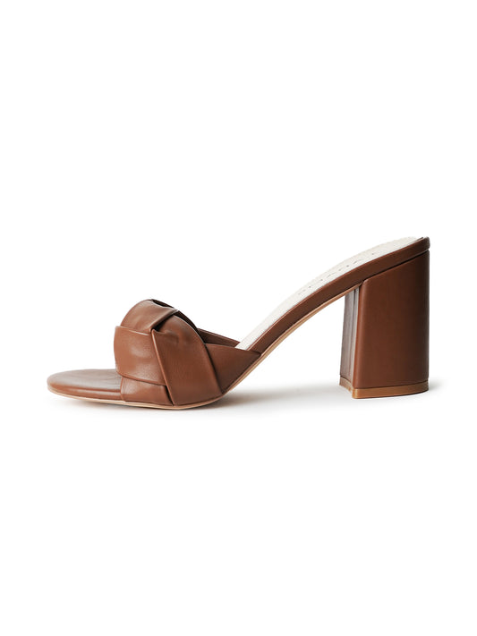 Tori | Brown