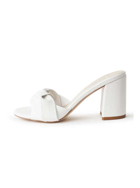 Tori | White