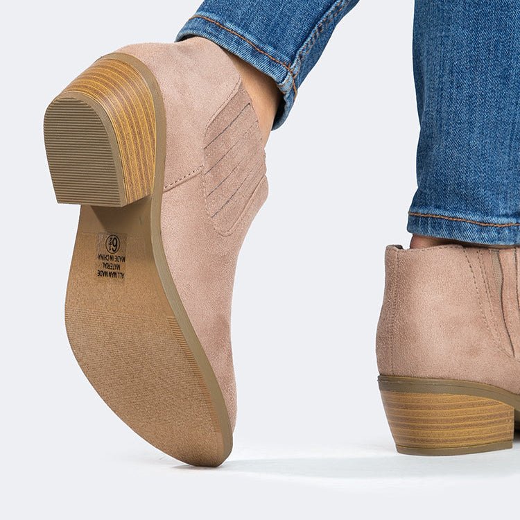 Shop Arlo by J.Adams